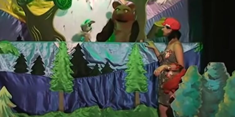 ზღაპარი ”წითელქუდა” – “ჯადოსნური სამყარო”