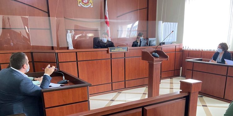 ”ტიტე მგელაძემ წაიტრაბახა” – როგორი იყო მისი წარმომადგენლის პოზიცია სასამართლოზე, სადაც მგელაძის კანდიდატურის მოხსნა არ დაკმაყოფილდა