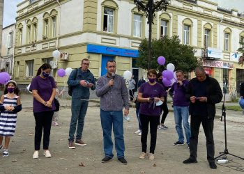 პარტიამ ”გახარია საქართველოსთვის” ოზურგეთში აქცია – პერფორმანსი გამართა