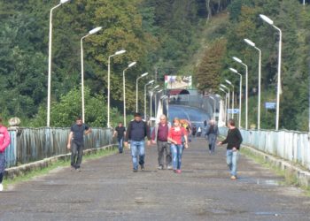 გალში მე-11 კლასის ჩათვლით ქართულ ენაზე სწავლება აიკრძალა