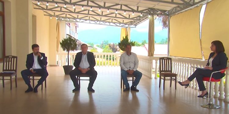 ოზურგეთის მერობის კანდიდატების დებატები