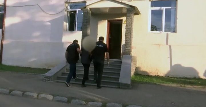 დმანისში „ნაციონალური მოძრაობის“ მხარდამჭერების დაჭრის ფაქტზე „ქართული ოცნების“ მაჟორიტარობის კანდიდატის შვილი დააკავეს