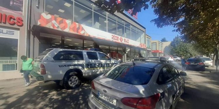 ტექნიკის მაღაზია გაქურდეს გორში