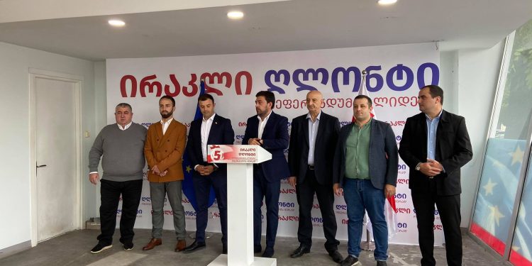 დავით მჟავანაძე მერის მოადგილედ, შალვა თავდიშვილი საკრებულოს თავმჯდომარედ – ბრიფინგი ”ნაციონალურ მოძრაობაში”