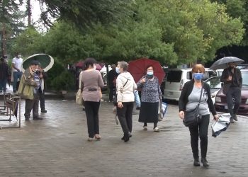 გაზრდის თუ არა ლატარეა ვაქცინირებულთა რიცხვს – რას ფიქრობენ ოზურგეთში