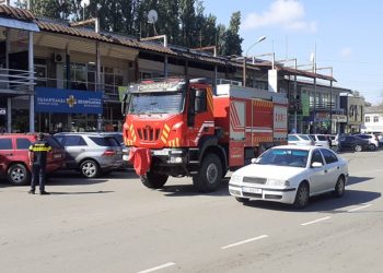 ვიდეო – ხანძარი ოზურგეთის ცენტრში