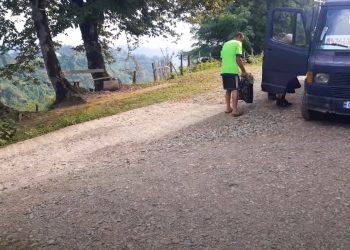 “არავის უნდა სოფელში გაჩერება უგზოობის გამო” – შიდა გზების პრობლემა სოფელ შრომაში