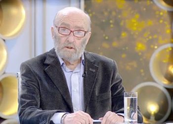 გარდაიცვალა ცნობილი ტელეწამყვანი დავით სოკოლოვი