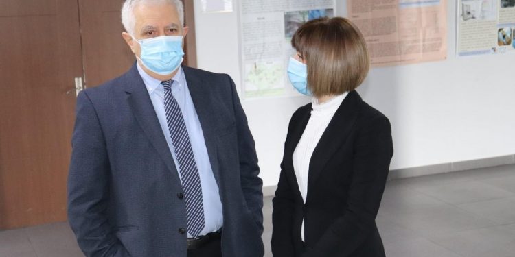 შესაძლოა ქვეყანაში ახალი შეზღუდვები დაწესდეს – რა რეგულაციებზე მსჯელობს მთავრობა