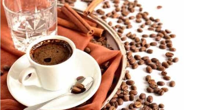 რატომ უნდა მივაყოლოთ ყველანაირ ყავას წყალი – ეს აუცილებლად უნდა იცოდეთ!