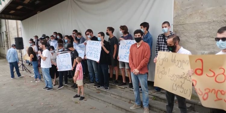 ვიდეო – აქცია ოზურგეთში – ,,არა ძალადობას”, “არა ჩადებას”