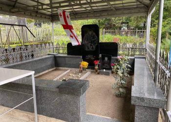 ლანჩხუთში შინდისის გმირის საფლავი გაძარცვეს