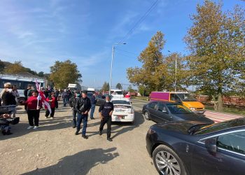 თბილისში დაგეგმილ აქციაზე დასასწრებად გურიიდან მიხეილ სააკაშვილის მხარდამჭერები გაემგზავრნენ