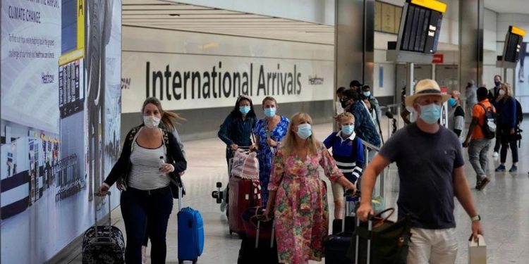 დიდი ბრიტანეთის მთავრობა საქართველოდან მოგზაურებს დაუშვებს