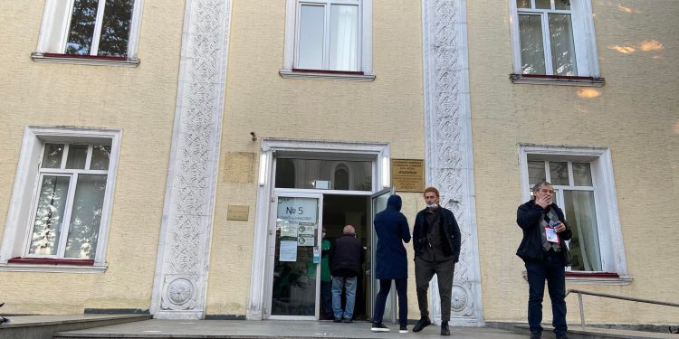 ოზურგეთში არჩევნებში მონაწილეობა უკვე 37% – მა მიიღო