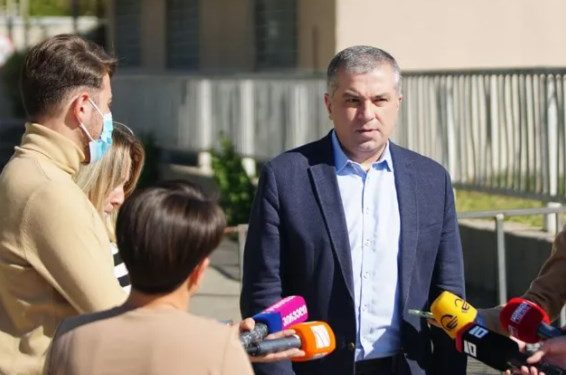 დავით ბაქრაძე – დიდი ხანია მიხეილ სააკაშვილი ასეთ ოპტიმისტურ განწყობაზე არ მინახავს, თუმცა 3 – კვირიანი შიმშილობის შედეგი ფიზიკურ მდგომარეობას ეტყობა