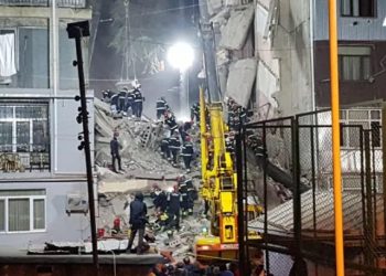 მაშველებმა ბათუმში საცხოვრებელი კორპუსის ნანგრევებიდან კიდევ ერთი გადარჩენილი ადამიანი ამოიყვანეს