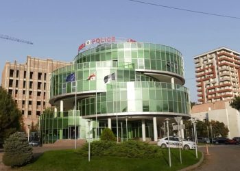 ბათუმში პოლიციამ მკვლელობისა და განზრახ მკვლელობის მცდელობისთვის ძებნილი პირი დააკავა