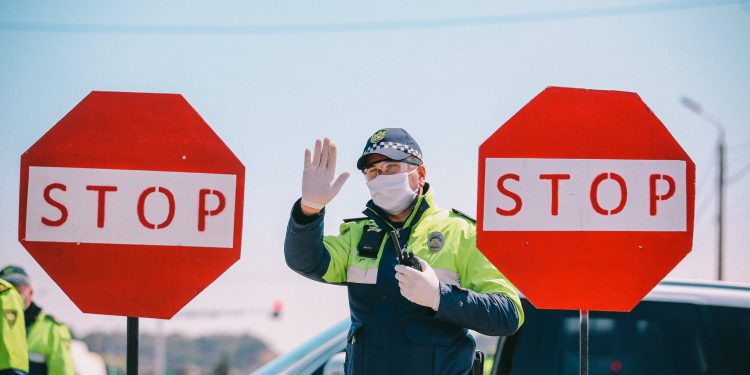 იგეგმება თუ არა ქვეყანაში დამატებითი შეზღუდვების შემოღება – ტიკარაძის პასუხი