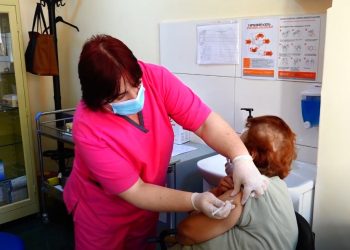 ლანჩხუთში მოსახლეობის COVID-19 – ის საწინააღმდეგო ვაქცინაცია გრძელდება