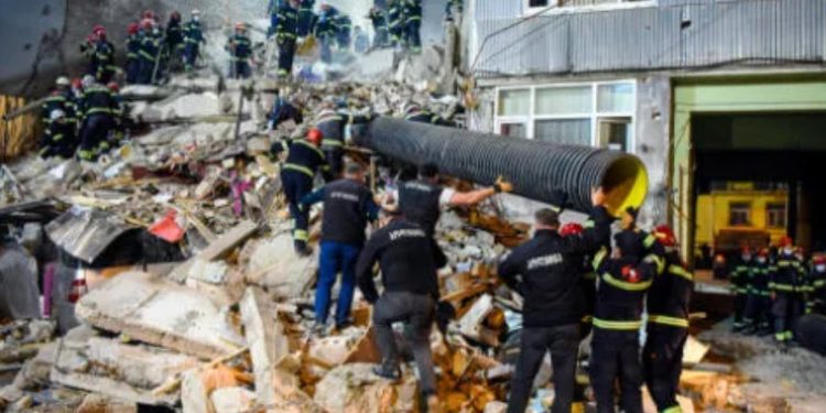 საცხოვრებელი კორპუსის ნგრევის ფაქტზე 3 პირი, მათ შორის პირველ სართულზე მდებარე ბინის მესაკუთრე დააკავეს