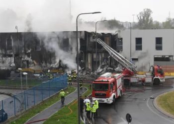 ვიდეო – მილანში თვითმფრინავი შენობას შეეჯახა – არიან გარდაცვლილები