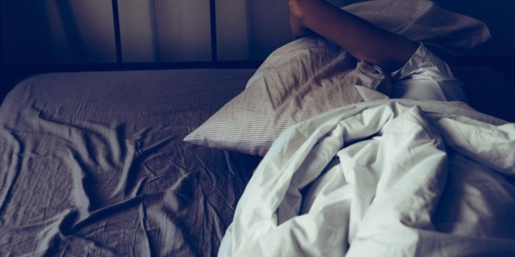 დაძინებისთვის საუკეთესო დრო გულის პრობლემების რისკის შემცირებისთვის