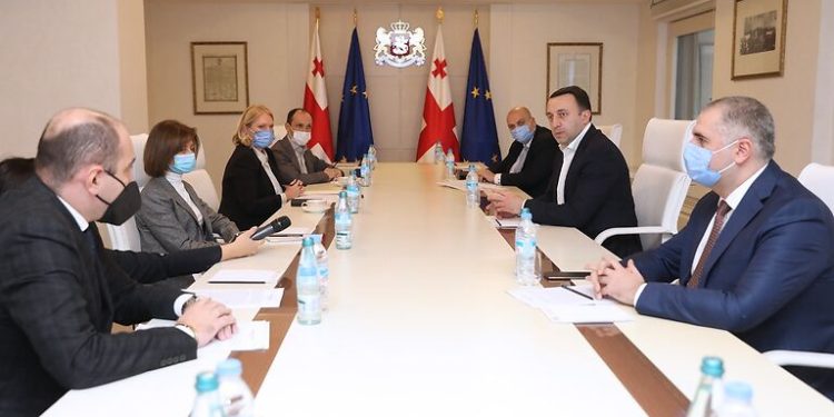 ღარიბაშვილი – მედიკამენტების ფასები არის ძალიან გაზრდილი და ჩვენ ვალდებული ვართ, ამაზე მოვახდინოთ დროული რეაგირება