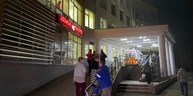 რა მოხდა ანასეულში – ბუნებრივი აირით ოჯახი და სტუმარი ქალი მოიწამლა