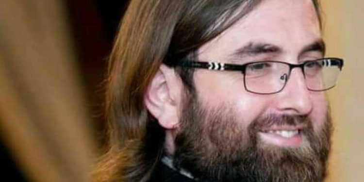 დეკანოზი გიორგი მამალაძე სამოქალაქო კლინიკა ვივამედში გადაიყვანეს