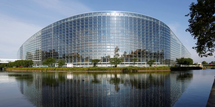 EPP მოითხოვს, მიხეილ სააკაშვილს სამედიცინო დახმარება აღმოუჩინონ სათანადოდ აღჭურვილ კლინიკაში