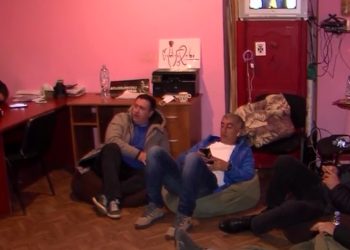 ფოთისა და წალენჯიხის საკრებულოების წევრებმა შიმშილობა დაიწყეს