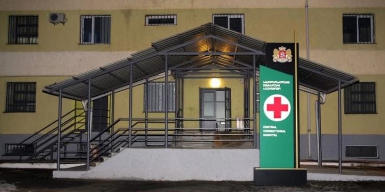 გლდანის დაწესებულებაში მიხეილ სააკაშვილის გამოკითხვის და ექსპერტიზის პროცედურა ჩატარდა