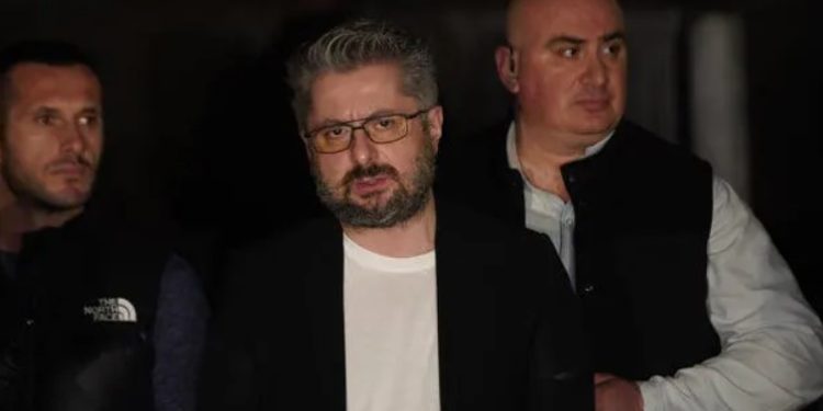 ნიკა გვარამია – მიხეილ სააკაშვილის მდგომარეობა დამძიმდა – ის იმყოფება უწყვეტი წამების ქვეშ