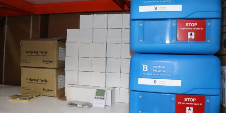 აშშ-მ საქართველოს პანდემიასთან ბრძოლაში დასახმარებლად $308000-ს ღირებულების სპეციალური აღჭურვილობა გადასცა