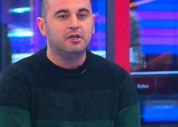 ხაბეიშვილი: ვინმეს თუ ჰგონია, სააკაშვილი კლინიკაში დასაწოლად ან ჩასაჯდომად ჩამოვიდა, ცდება