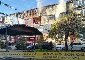 სამი მაშველი დაშავდა ხანძრის ჩაქრობისას ბათუმში