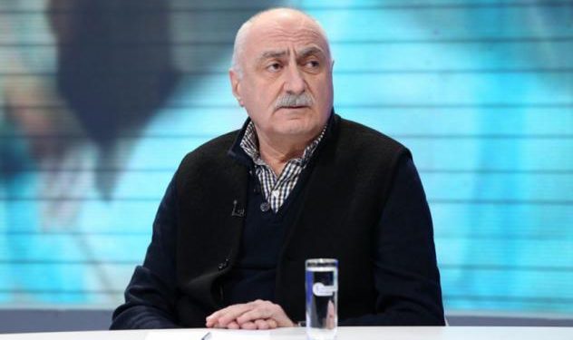 კახაძე: მე რა პოზაში გადამიყვანია პაციენტი ერთი ადგილიდან მეორეში, იცი?