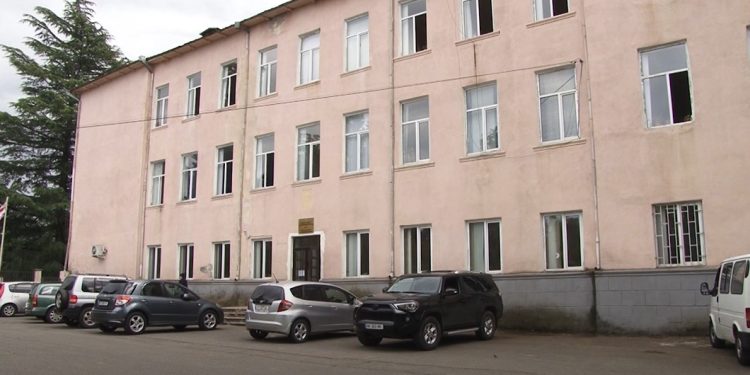 ვიდეო – ოზურგეთში კიდევ რამდენიმე სკოლა დისტანციურ რეჟიმზე გადავიდა