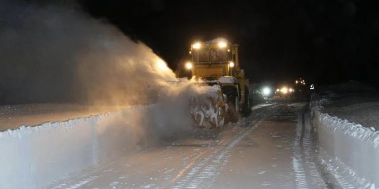 გუდაური -კობის მონაკვეთზე მისაბმელიანი და ნახევრადმისაბმელიანი ავტოტრანსპორტის მოძრაობა აკრძალულია