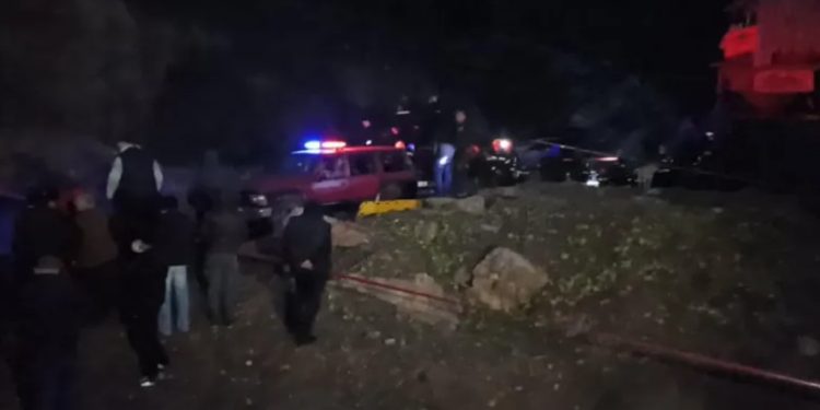 ტყიბულში, ქვანახშირის კარიერზე, მიწის მასის ქვეშ მოყოლილი მამაკაცი ამოიყვანეს, ის კლინიკაში გადაჰყავთ