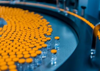 ვაქცინების მწარმოებლები აცხადებენ, რომ უკვე მუშაობენ ახალი შტამის – „ომიკრონის“ საწინააღმდეგოდ