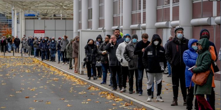 ევროკავშირი მოგზაურობისთვის ბუსტერის საჭიროების საკითხს განიხილავს