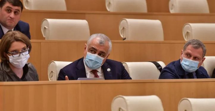 მამუკა ხაზარაძეს და ზურაბ ჯაფარიძეს სადეპუტატო უფლებამოსილება შეუწყდათ