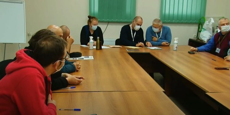 ოზურგეთის საარჩევნო კომისიაში არჩევნების შემაჯამებელ ოქმს ხელი მოაწერეს