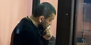 ზურაბ ზვიადაური სასამართლო დარბაზიდან გაათავისუფლეს