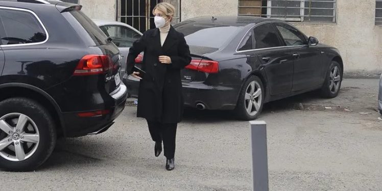 სახალხო დამცველი მიხეილ სააკაშვილის სამედიცინო მომსახურების მონიტორინგის მიზნით შექმნილ ექსპერტთა ჯგუფთან ერთად N18 სამკურნალო დაწესებულებაში შევა