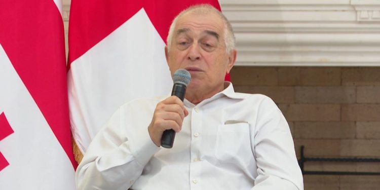 გარდაიცვალა პუბლიცისტი, ფილოლოგი, ჟურნალისტი თამაზ ტყემალაძე