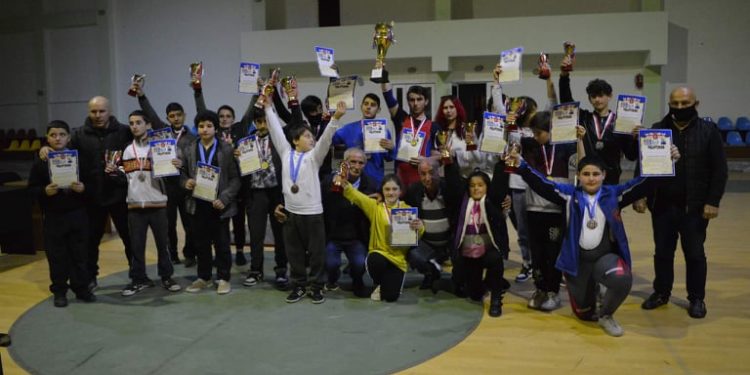 ოზურგეთში გელა მარგველიანის სახელობის თასის გათამაშება გაიმართა