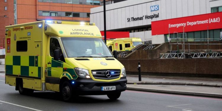 დიდ ბრიტანეთშო ომიკრონით გარდაცვალების პირველი შემთხვევა დადასტურდა